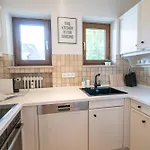 3-zimmer-rueckzugsort Mit Panoramabalkon In Bestlage *