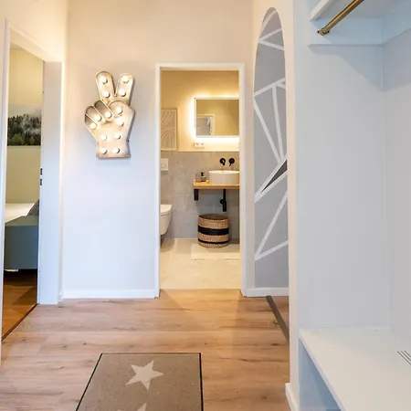 Apartment 3-zimmer-rueckzugsort Mit Panoramabalkon In Bestlage