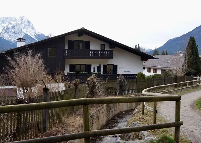 3-zimmer-rueckzugsort Mit Panoramabalkon In Bestlage * Γκάρμις-Παρτενκίρχεν