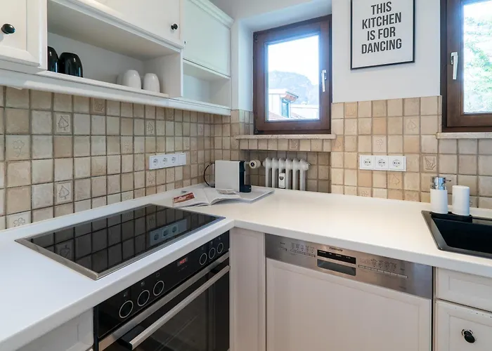 3-zimmer-rueckzugsort Mit Panoramabalkon In Bestlage Γκάρμις-Παρτενκίρχεν